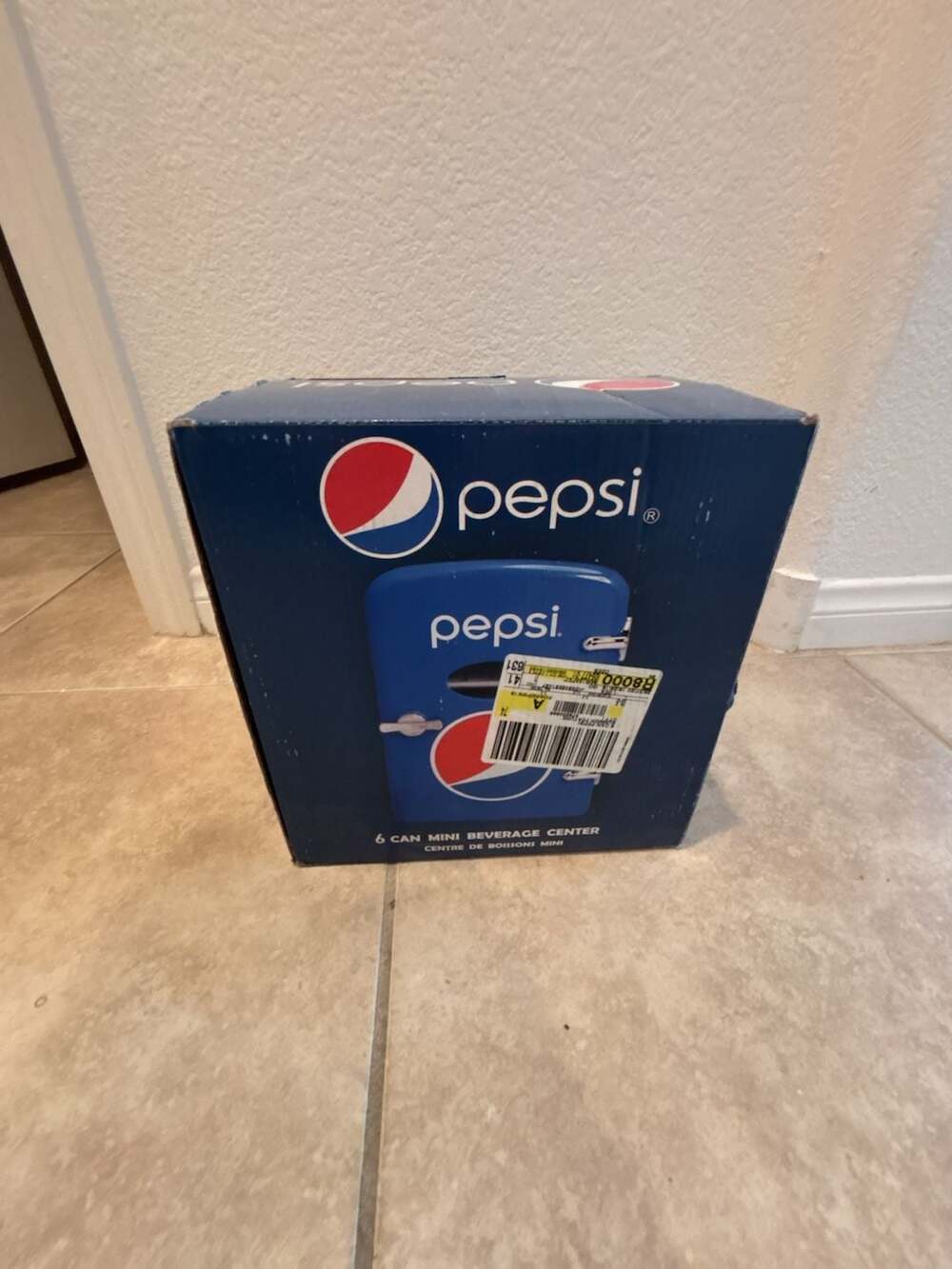 Pepsi 6-Can Mini Beverage Center Fridge Cooler